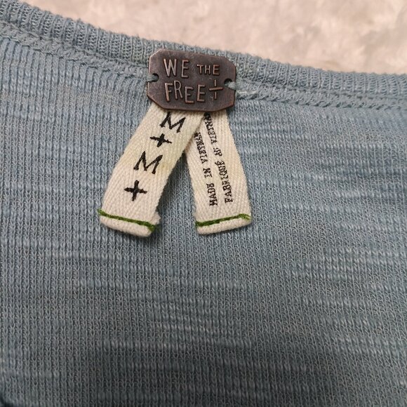 Free People We The Free Friday Feeling Tee Raglan Top Size M - Picture 7 of 10